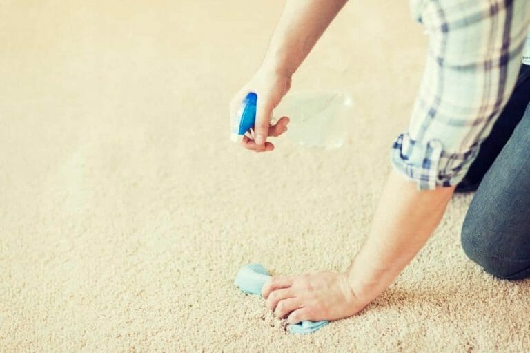 How to Remove Chewing Gum from Your Carpet with WD40