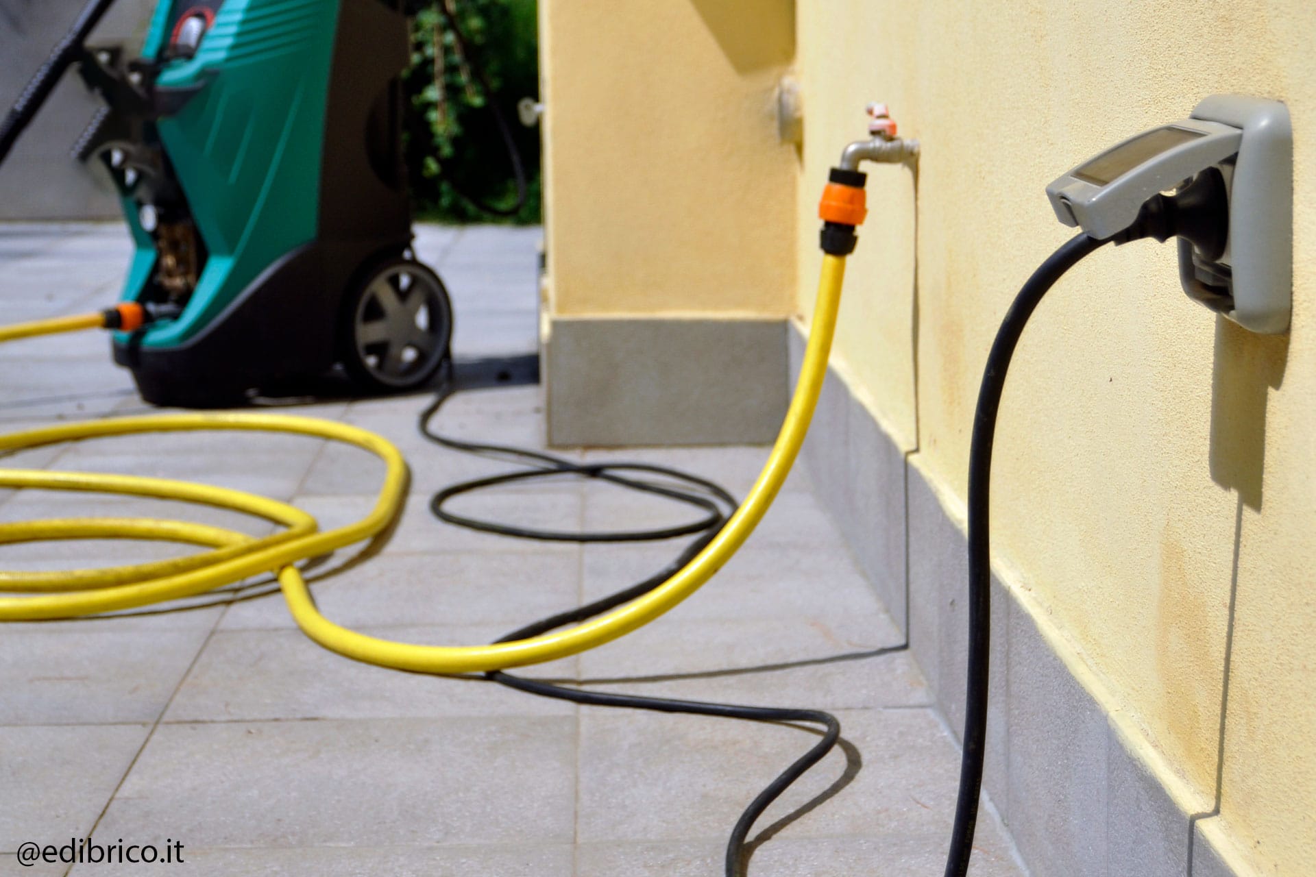 how to install an outdoor power socket scene
