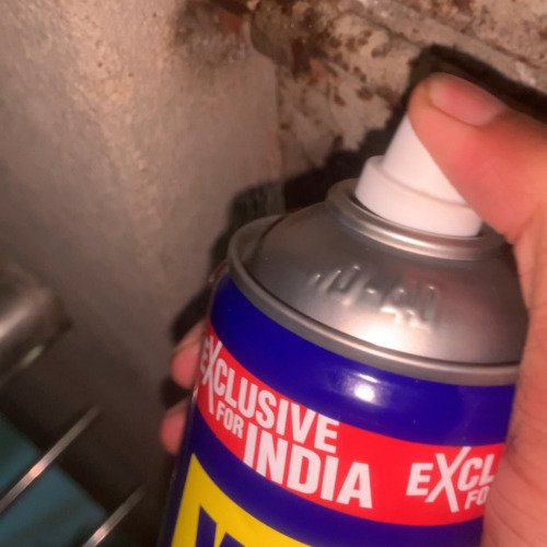 Cleaning the door handle