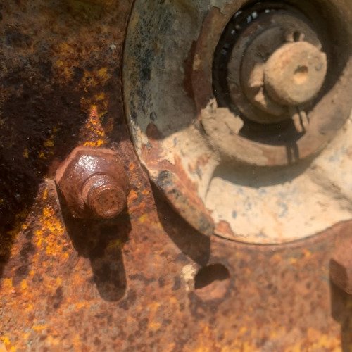 Trolly wheels bolts cleaning