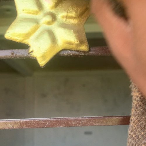 Iron window cleaning