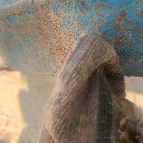 Rusted trolly cleaning
