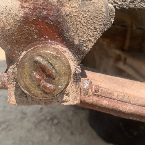 Trolly belt iron nut cleaning