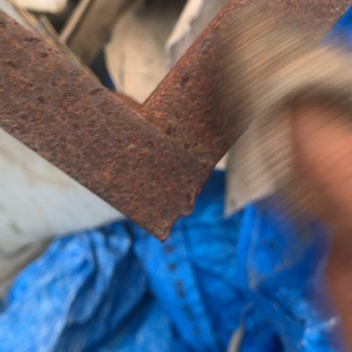 Rusted iron angle cleaning