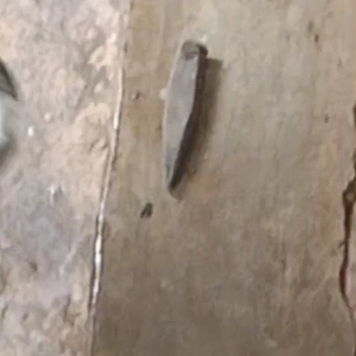 Chisel cleaning
