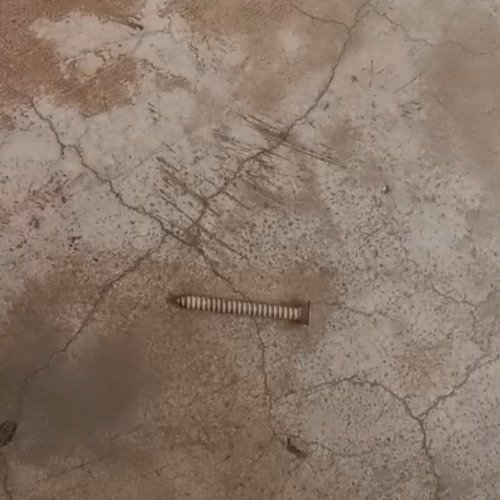 Old iron nut cleaning