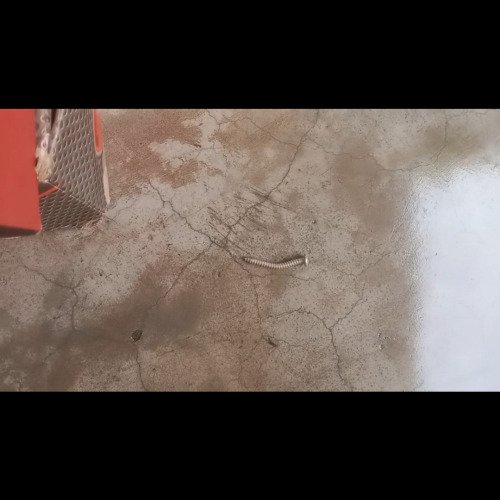 Bended screw cleaning