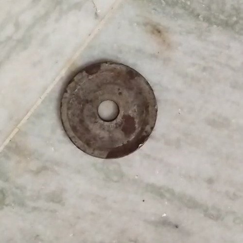 Cleaning rusted washer