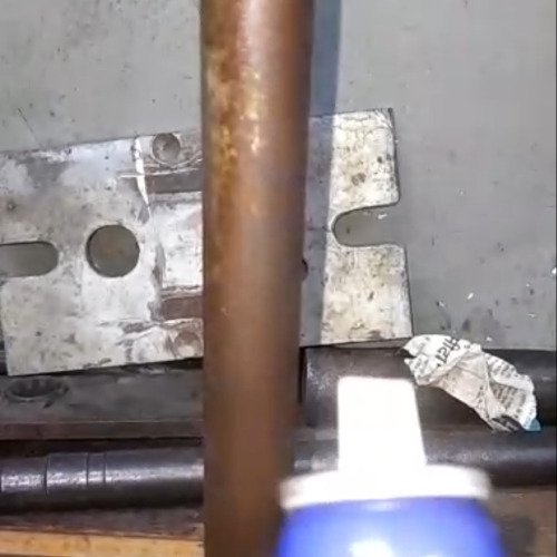 Machine components cleaning