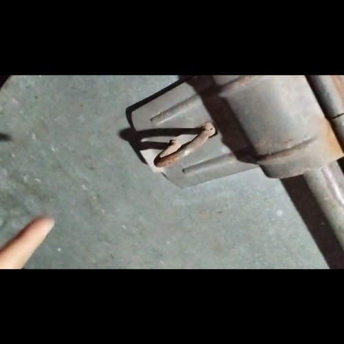 Sandook lock cleaning