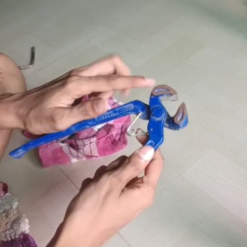 Pliers Cleaning