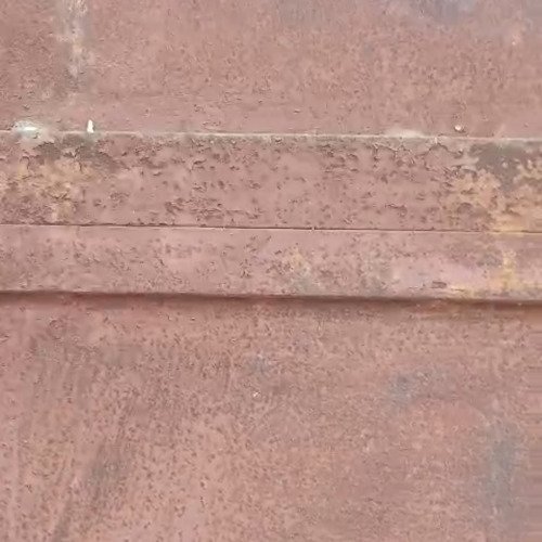 Rusted iron gate cleaning