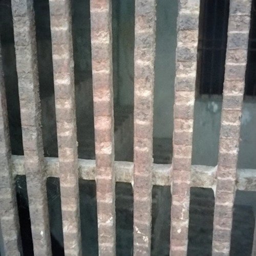 Window iron bars cleaning