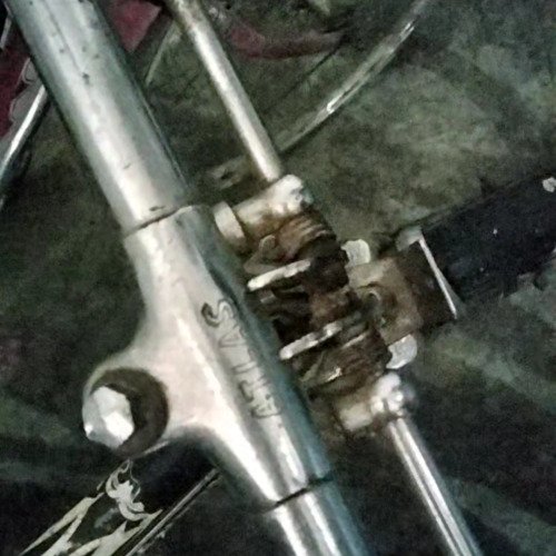 Bycle handle cleaning