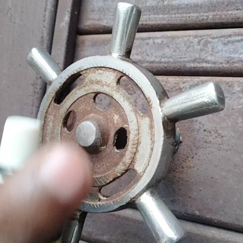 Door handle lock cleaning