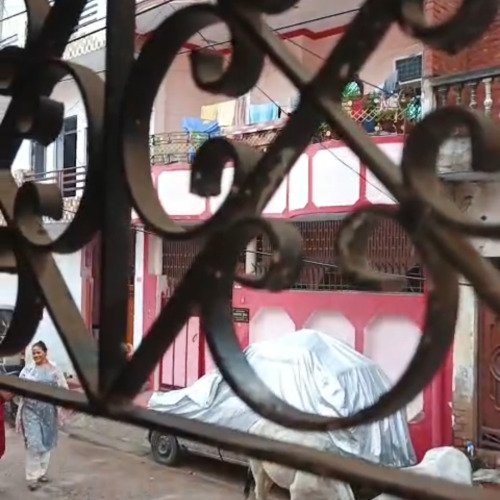 Cleaning iron railing