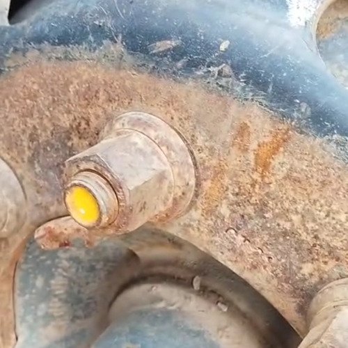 Bolt cleaning