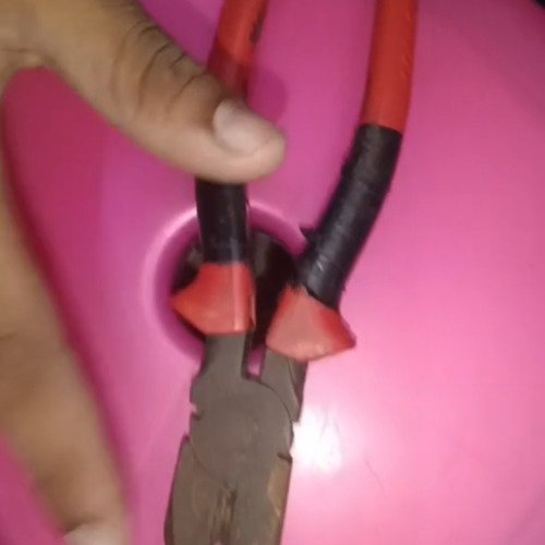 Pliers cleaning
