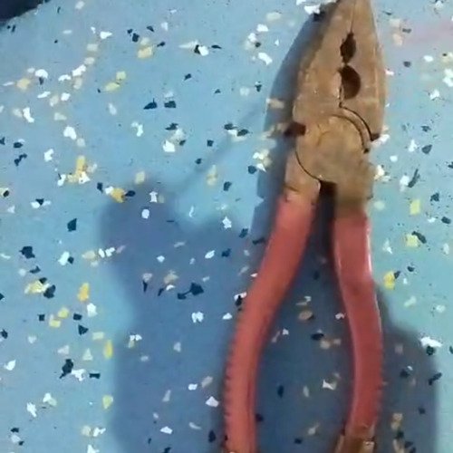 Old plier cleaning