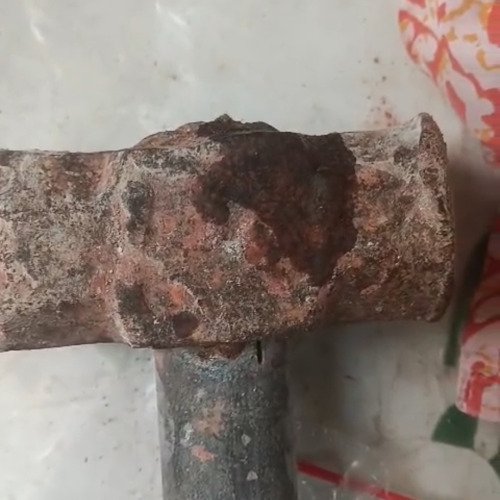 Hammer cleaning