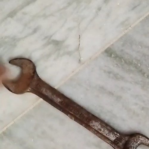 Rusted wrench cleaning