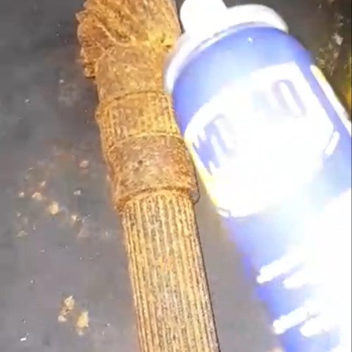 Rusty metal parts cleaning