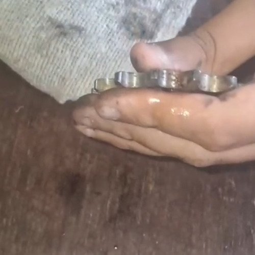 Chain lock cleaning