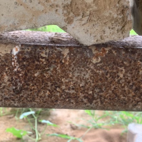 Trolly metal beam cleaning