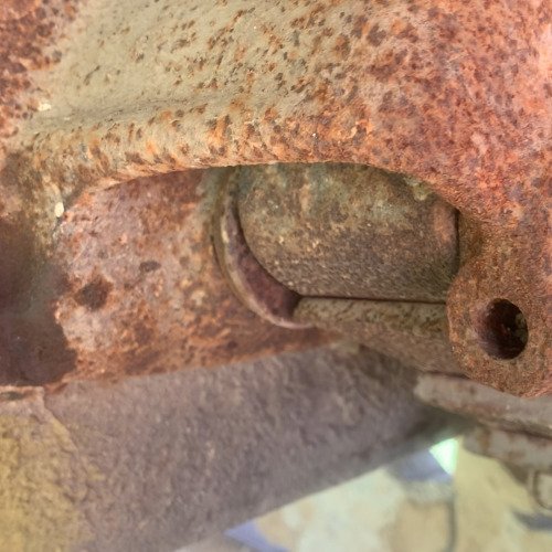 Rusted exhaust pipe cleaning