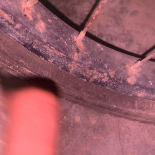 Bicycle rim wheel cleaning